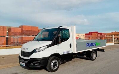 Alquiler de furgoneta con caja, ¿abierta o cerrada?