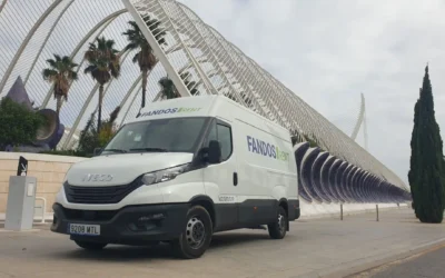 FANDOS Rent crece en Valencia: 100 vehículos para impulsar tu negocio