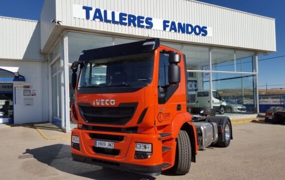 Entrega de tractora nueva IVECO AD440S42T/P  con una TARA increíble.