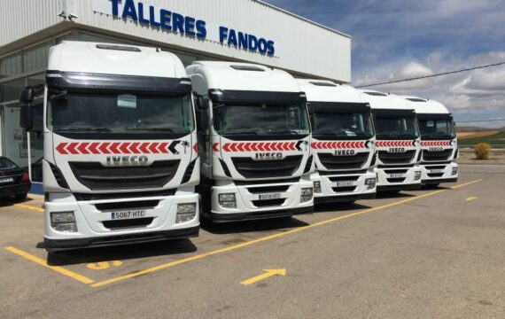 Nueva entrada en el stock,  6 cabezas tractoras de ocasión  IVECO Hi Way.