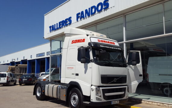 Entrega de tractora de ocasión VOLVO FH13 para Geldo, Castellón.