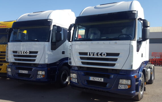 Entrega de 2 cabezas tractoras AS440S50TP  para Ciudad Real.
